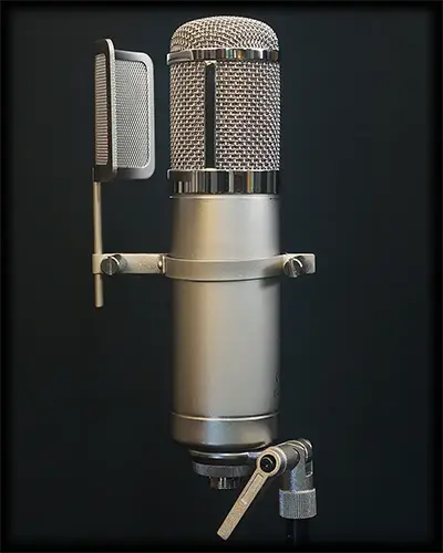 22 47 LE - Peluso Microphone Lab